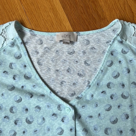 Loft T-Shirt - Picture 2 of 5